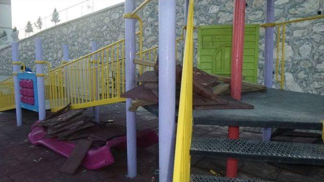Çocuk Oyun Parkını Tahrip Ettiler 1