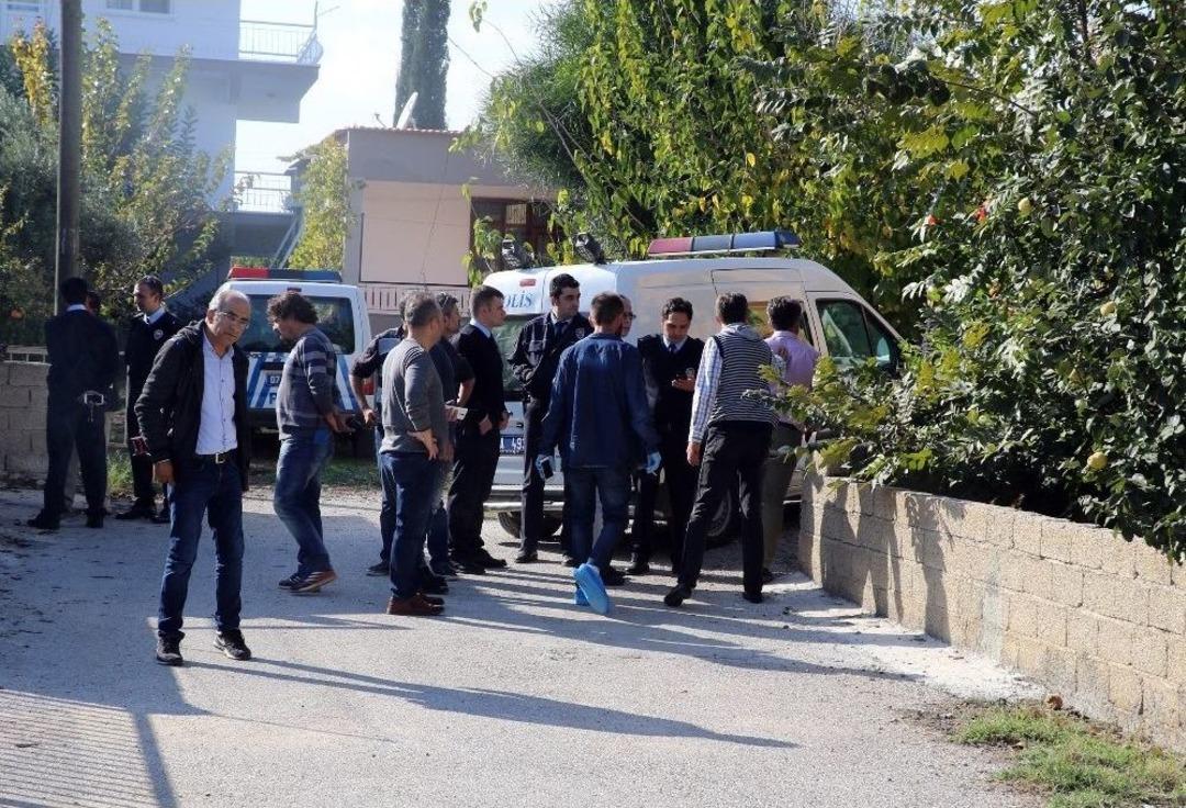 Antalya&rsquo;da Baba Cinneti: 3 &Ouml;l&uuml;