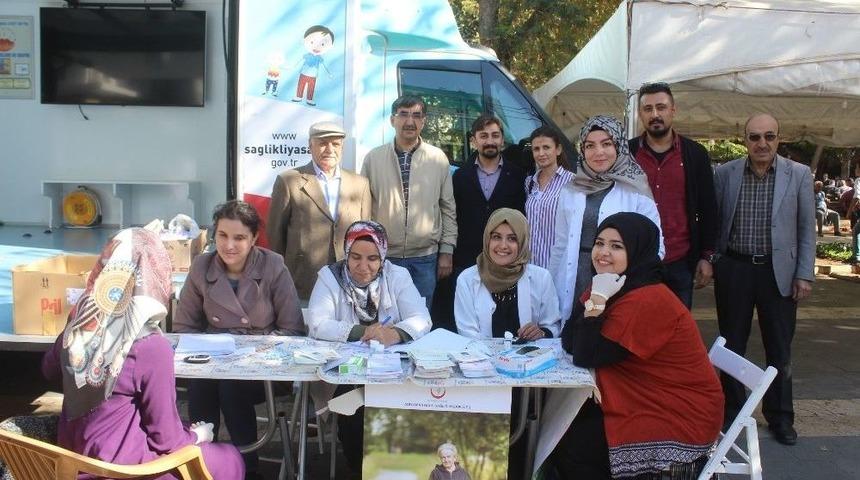 &Uuml;cretsiz Kan Şekeri &Ouml;l&ccedil;&uuml;m&uuml; Yapıldı