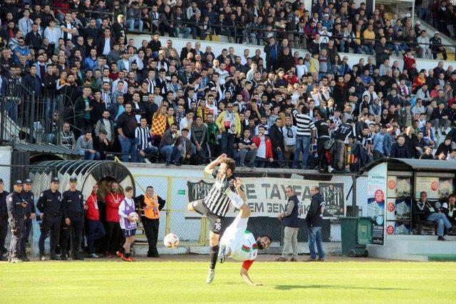 Tff 2. Lig: Nazilli Belediyespor: 1 Karşıyaka: 0 2