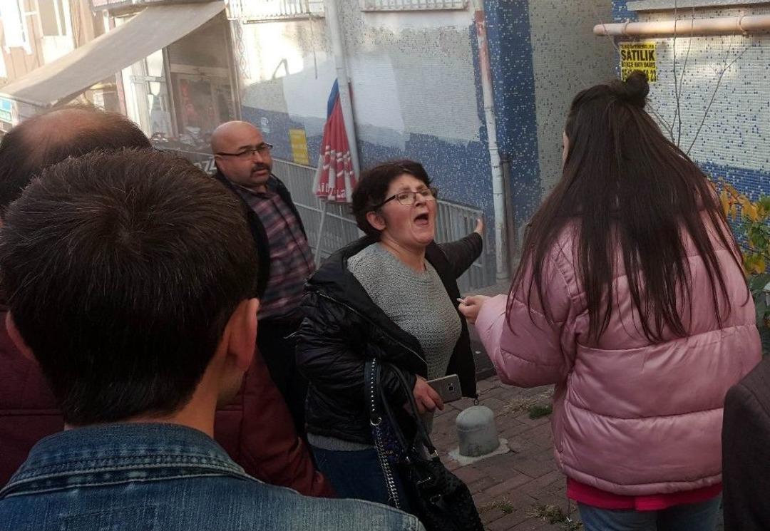 "k&ouml;peğimi Yangından Kurtarın" Diye Ağladı