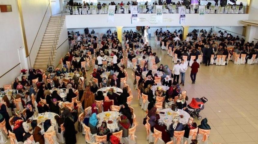 İhh&rsquo;dan Arakan Yararına Program