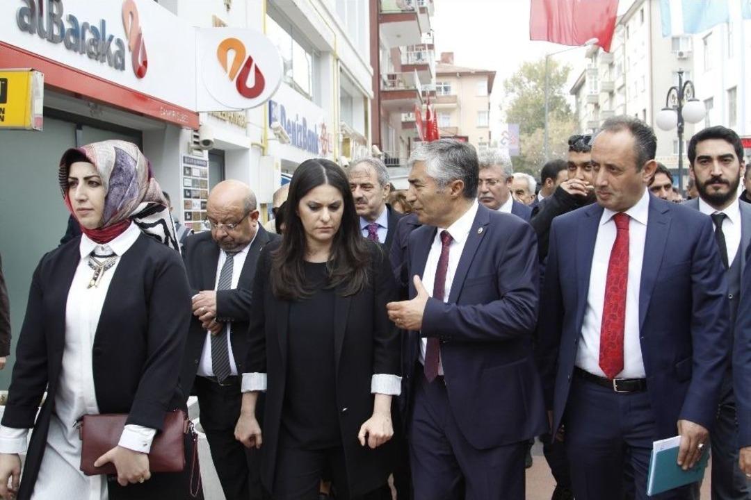 Bakan Sarıeroğlu: "sene Bitmeden Taşeronda &Ccedil;alışan Vatandaşlarımızın Kamuda İstihdamlarıyla İlgili Gereğini Yapacağız"