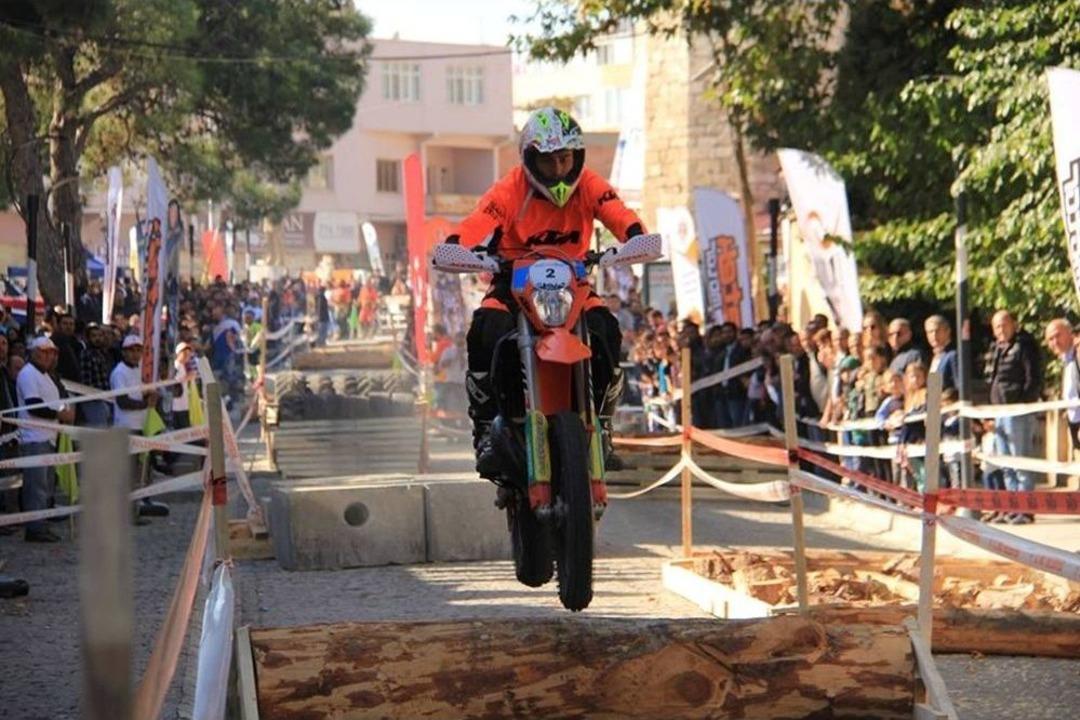 Mersin&rsquo;de İlk Kez D&uuml;zenlenen Motokros Yarışları Sona Erdi