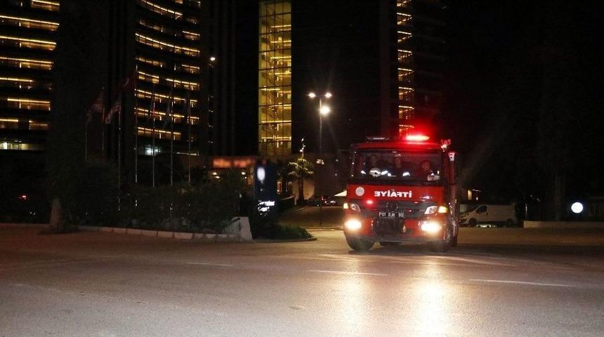 Oteldeki Yangın Korkuttu