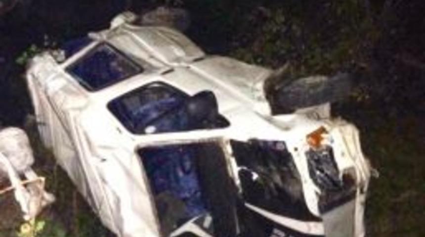 Giresun&rsquo;da Minib&uuml;s U&ccedil;uruma Devrildi: 1 &Ouml;l&uuml;, 5 Yaralı