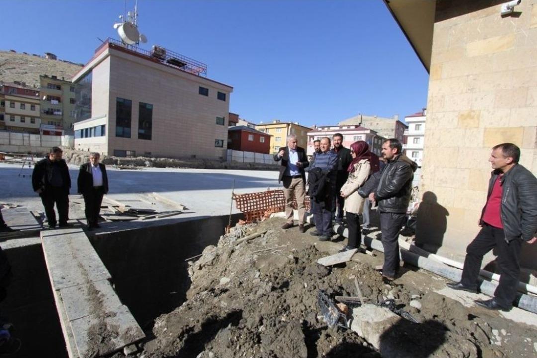 Eczacılardan Belediye &Ccedil;alışmalarına Tam Not