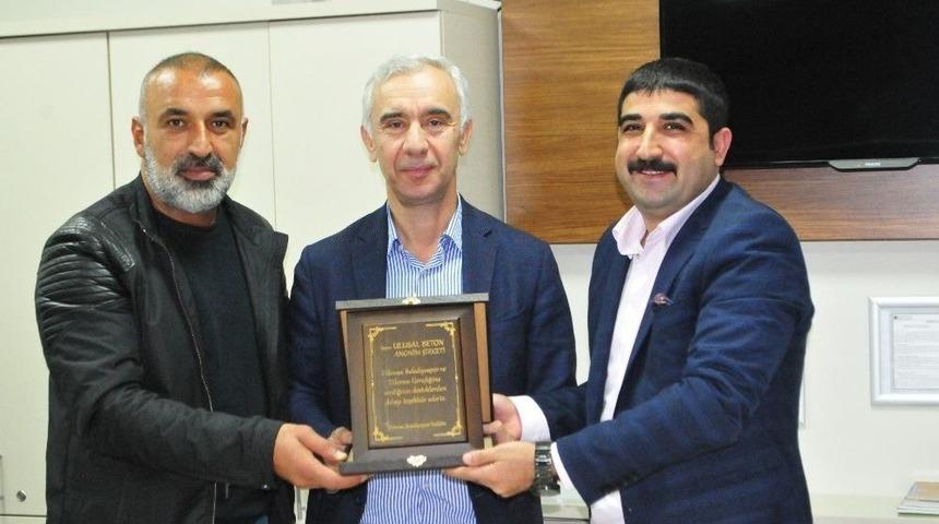 Dilovası Belediyespor&rsquo;a 10 Bin Tl&rsquo;lik Destek