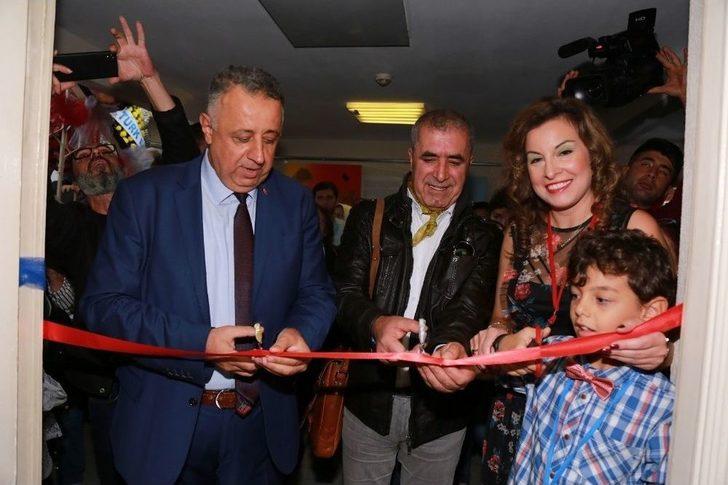 Turgutlulu Ressamlar Eserleriyle İzmir’de G2