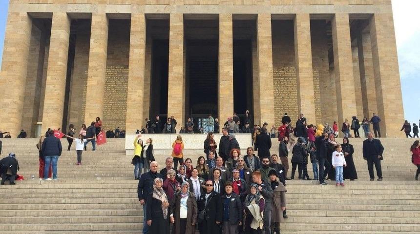 Mezitli Belediyesi, Vatandaşları Anıtkabir&rsquo;e G&ouml;t&uuml;rd&uuml;