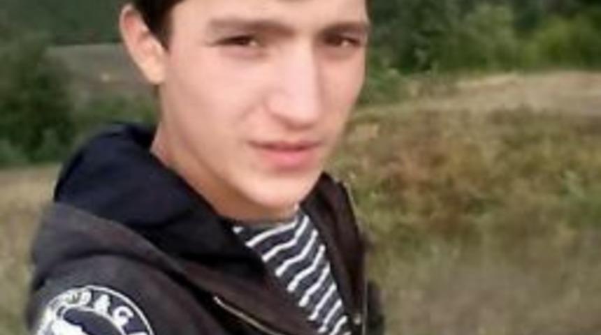 Şarampole Devrilen Traktörde Bulunan 16 Yaşındaki Çocuk Kurtarılamadı