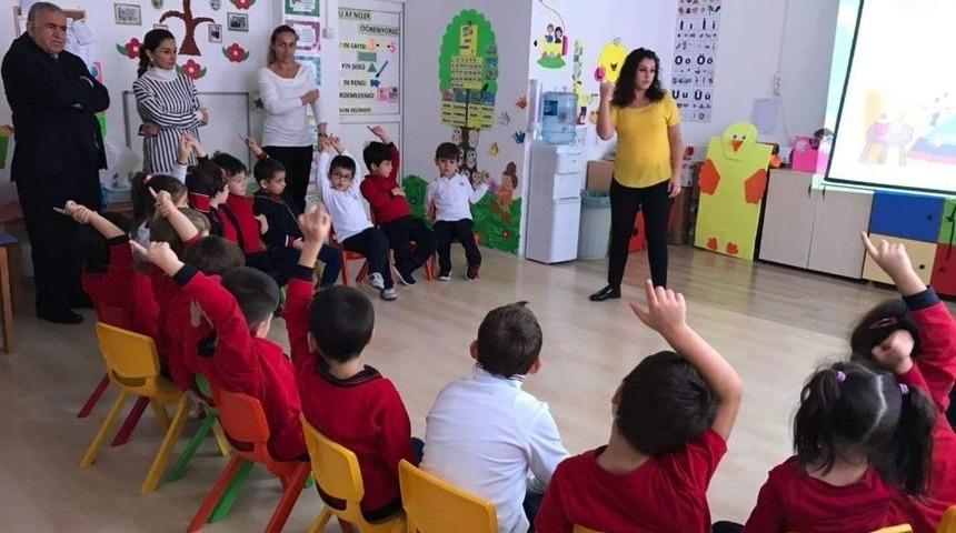 İzmit&rsquo;te &Ccedil;ocuklara &Ouml;nemli Uyarı