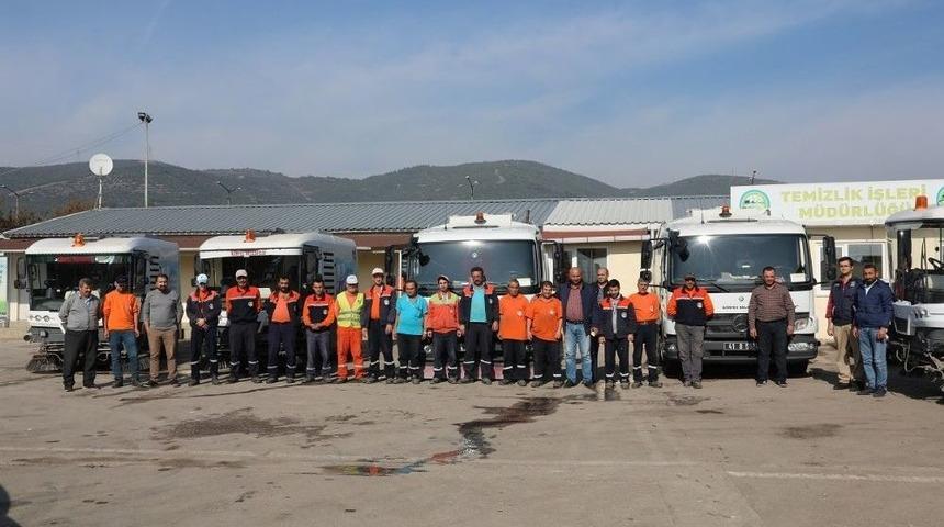 K&ouml;rfez Belediyesi&rsquo;nin Temizlik Seferberliği Devam Ediyor