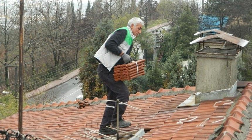 Okul Hizmet Masası Hizmetlerini S&uuml;rd&uuml;r&uuml;yor