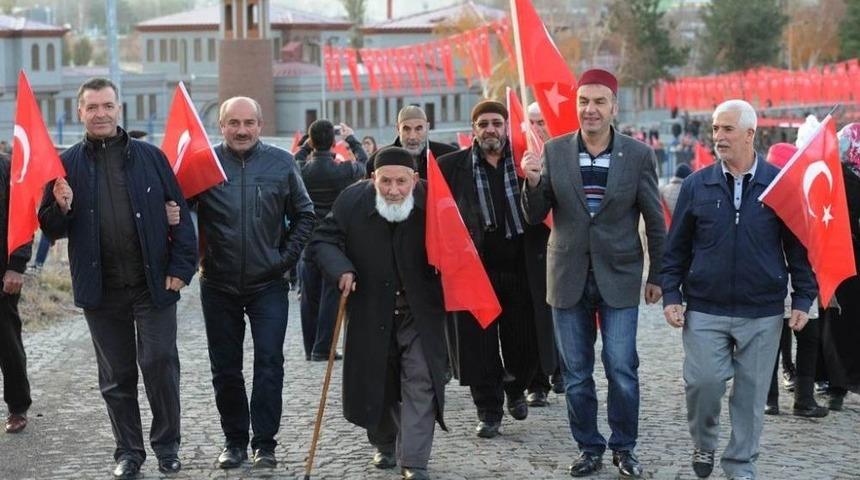 Vali Azizoğlu’ndan Tabyalar Yürüyüşü Teşekkürü
