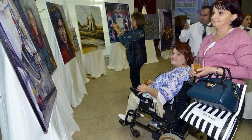 Mersin&rsquo;i Resmeden Ressamlar, Eserlerini Sergiledi