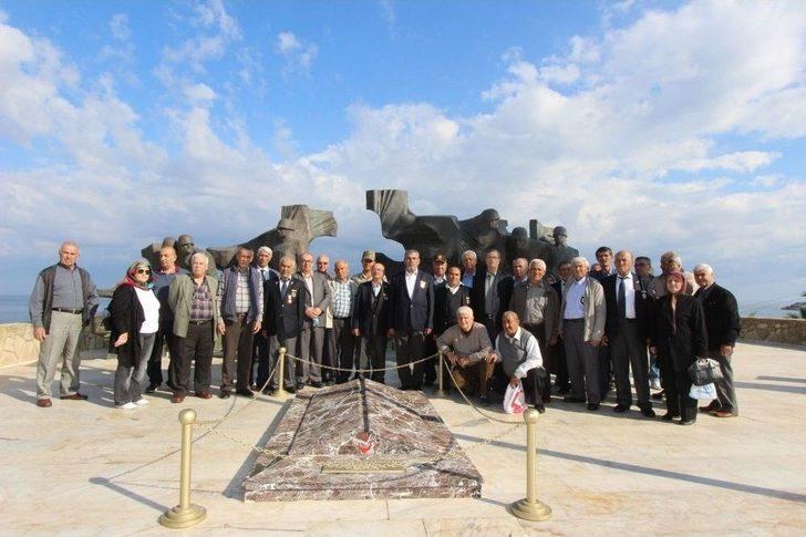 Gazi Oldukları Topraklarla 43 Yıl Sonra Buluştular G3