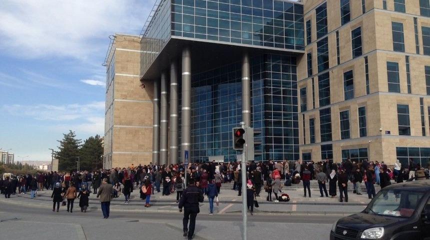 İnfaz Ve Koruma Memurluğu İ&ccedil;in Bin 306 Kadın Aday Kayseri&rsquo;de