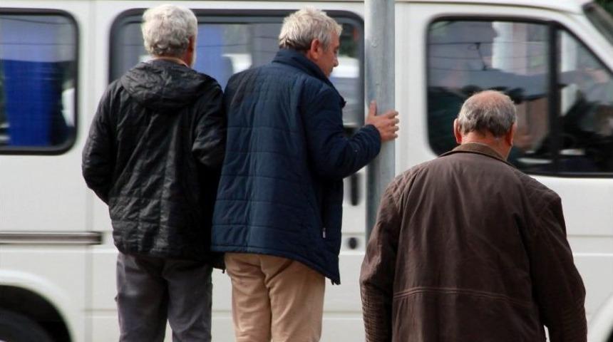 Elektrik Direğini "canım Benim" Diye Sevdi