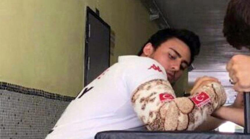 Çelik Bilek, Kıbrıs’tan Gümüş Madalyayla Döndü