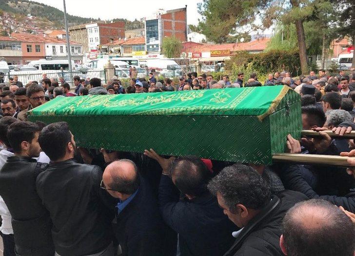 Sivas’taki Motosiklet Kazasında Ölen Genç Tokat’ta Toprağa Verildi G2