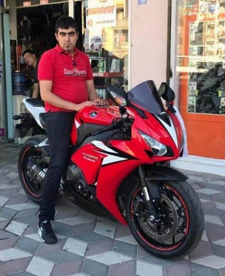 Sivas’taki Motosiklet Kazasında Ölen Genç Tokat’ta Toprağa Verildi G5