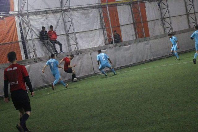 Özalp Belediyesi Futbol Turnuvası İkinci Tur Kuraları Çekildi