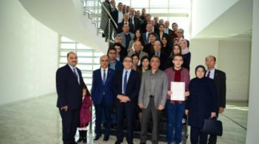 Yök’ten Uşak Üniversitesi’ne 1. Sıradan Yerleşen Öğrencilere Başarı Belgesi