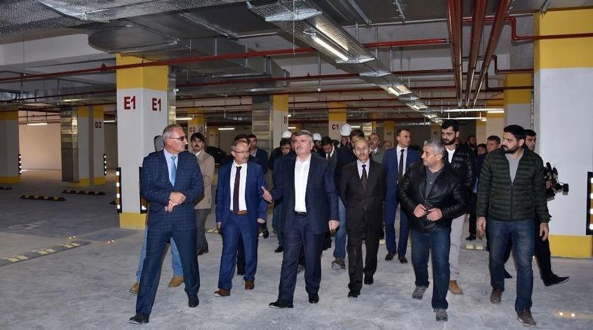 Osmanlı Buğday Pazarı&rsquo;ndaki Bin Ara&ccedil;lık Otopark Tamamlandı