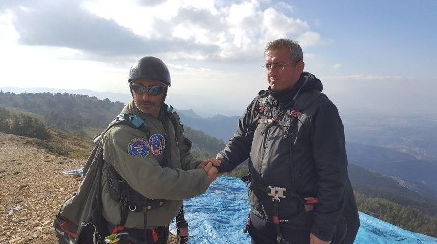 Murat Dağı’nda Yamaç Paraşütü Keyfi
