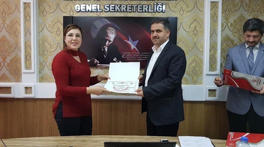 Ebelere G&uuml;ncel Yaklaşımlarla Doğuma Bakış Eğitimi Başladı