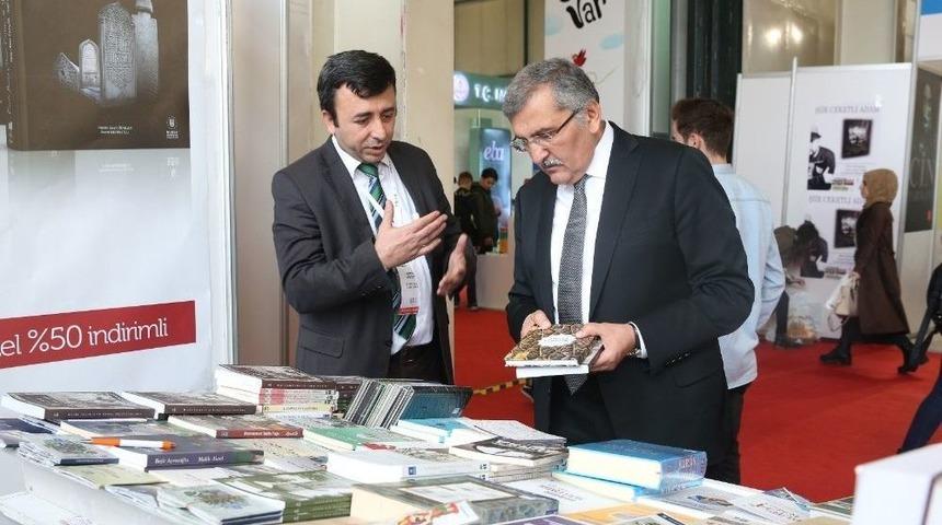 Bursa Belgeliği İstanbul&rsquo;da G&ouml;r&uuml;c&uuml;ye &Ccedil;ıktı