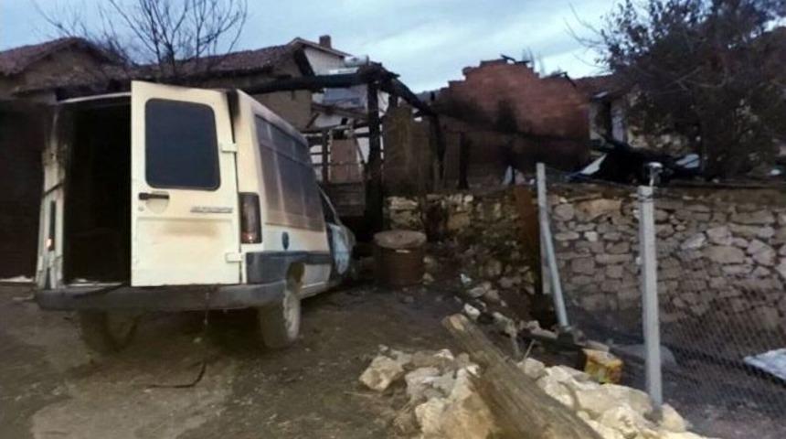 G&uuml;nyarık K&ouml;y&uuml;nde Yangın &Ccedil;ıktı