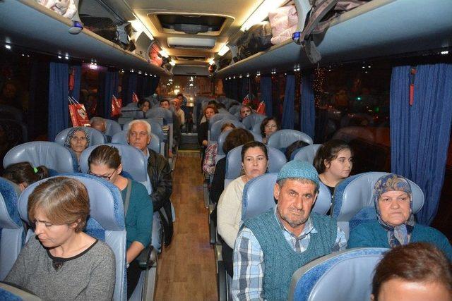 Efeler Belediyesi, Şehit Ve Gazi Ailelerini Ata&rsquo;nın Huzuruna &Ccedil;ıkarttı 1