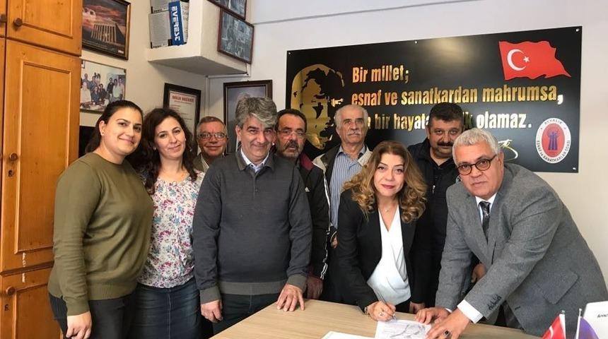 Ayvalık Esnafına Hukuksal Destek