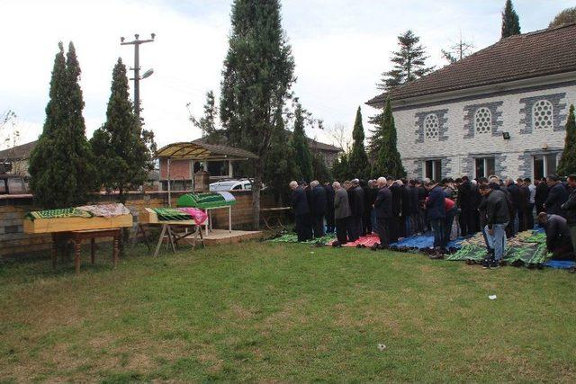 Sakarya’da Öldürülen Baba Ve Kızına Acı Veda