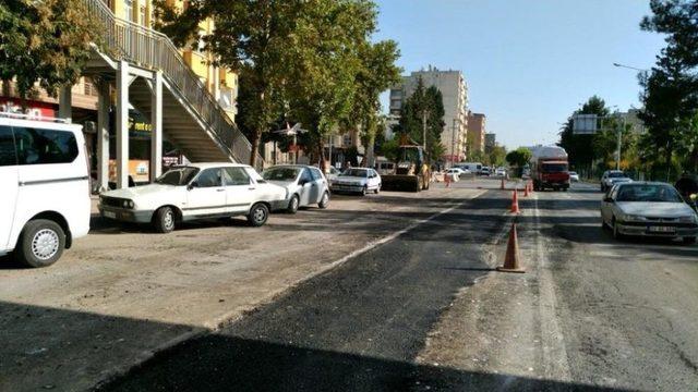 Adıyaman Belediyesi Atatürk Bulvarında Yol Genişletme Çalışması Yaptı