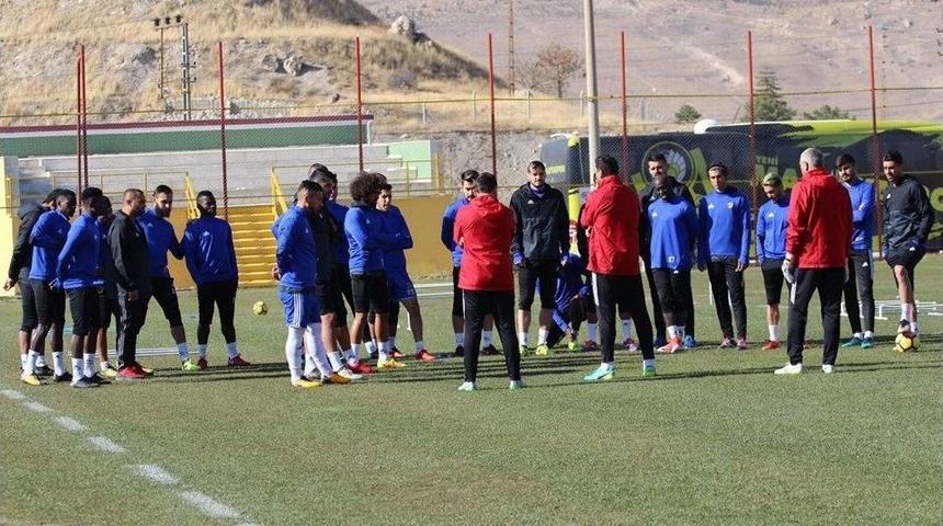 E. Yeni Malatyaspor&rsquo;da A. Alanyaspor Ma&ccedil;ı Hazırlıkları S&uuml;r&uuml;yor