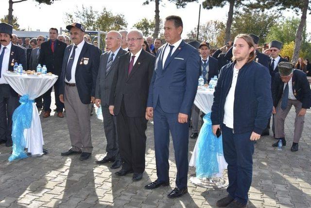 Doğruk Karacamurat Mahallesi Atatürk Anıtına Kavuştu