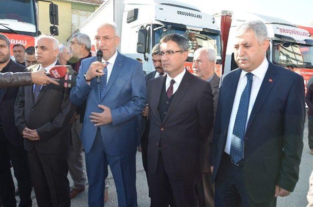 Malatya’dan Depremzedelere Dört Tır Yardım 1