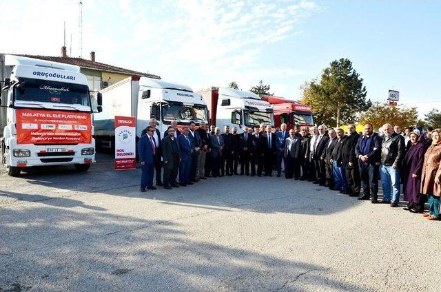 Malatya’dan Depremzedelere Dört Tır Yardım 2