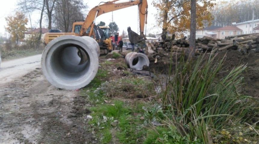 Yahyalı Mahallesinde Yol Genişletme Ve Kanal Temizliği &Ccedil;alışmaları Başladı
