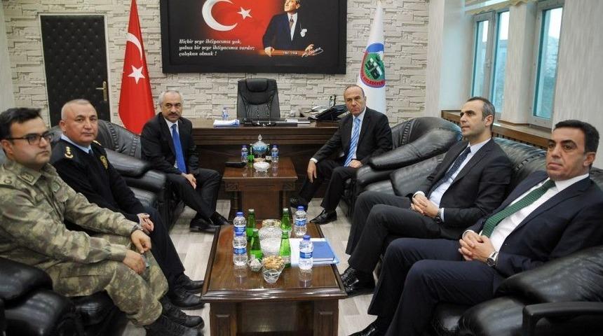 İ&ccedil;işleri Bakan Yardımcısı Ersoy Y&uuml;ksekova&rsquo;da