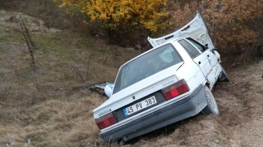 Manisa&rsquo;da Trafik Kazası: 3 Yaralı