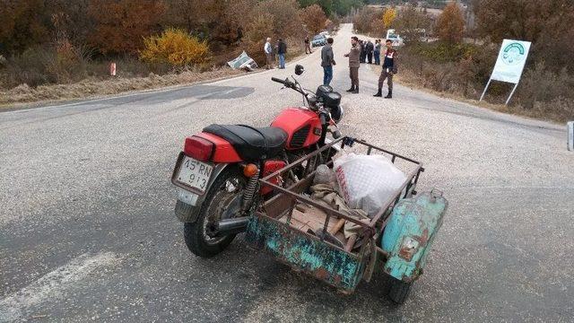 Manisa’da Trafik Kazası: 3 Yaralı