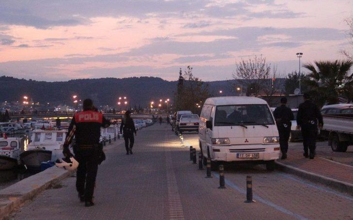 Elleri Kelepçeli Adliyeden Kaçan Şahıs Nefes Kesen Kovalamaca İle Yakalandı G5