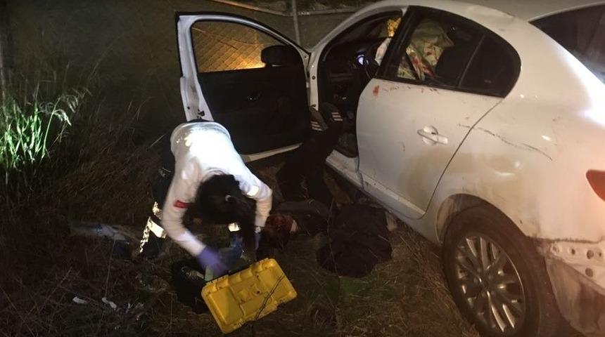 Kazada &Ouml;len Şof&ouml;r Silahla Yanağından Vurulmuş