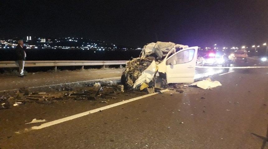 Kaza Sonrası Alev Alan Otomobilin S&uuml;r&uuml;c&uuml;s&uuml; Hayatını Kaybetti