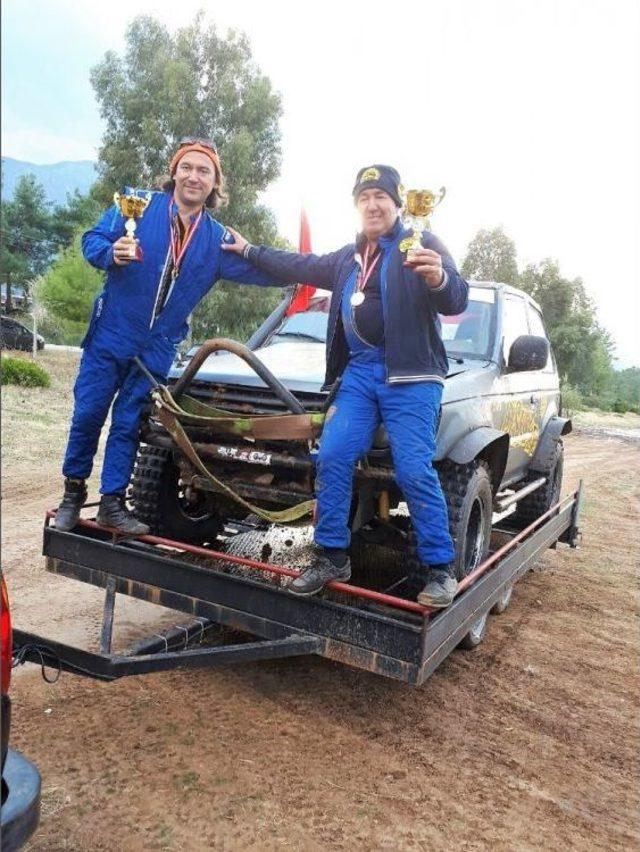 Datça Off Road Ekibi Kupaları Toplamaya Devam Ediyor