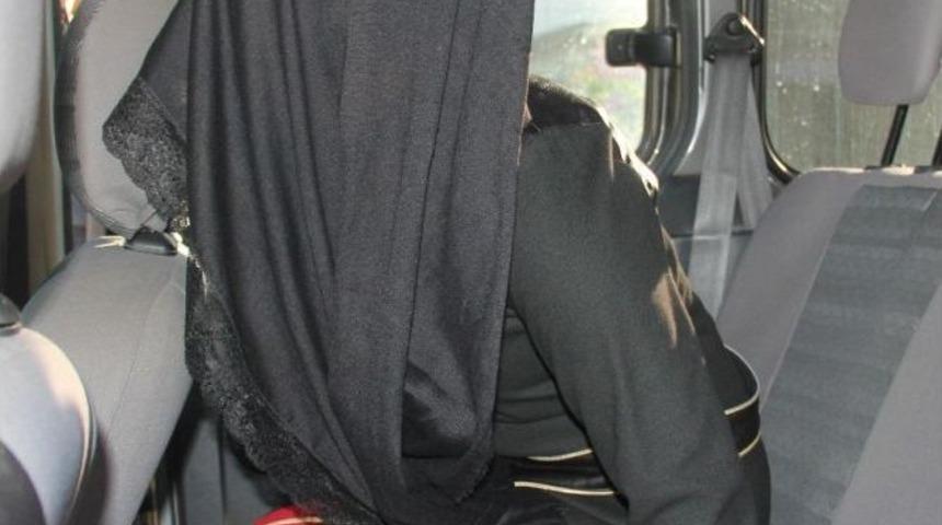 Kocası Sevgilisini Bı&ccedil;akladı, 5 Yıl 10 Ay Hapis Cezası Aldı